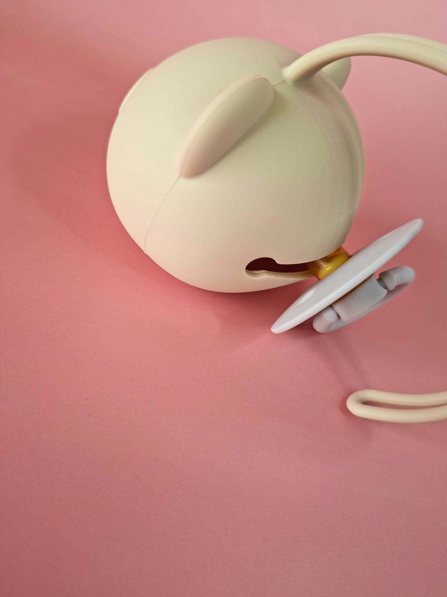 Silicone Dummy Holder