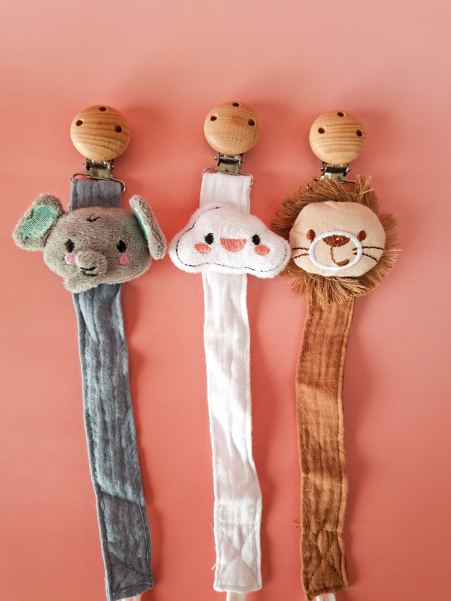 Cotton Elephant Dummy Clip