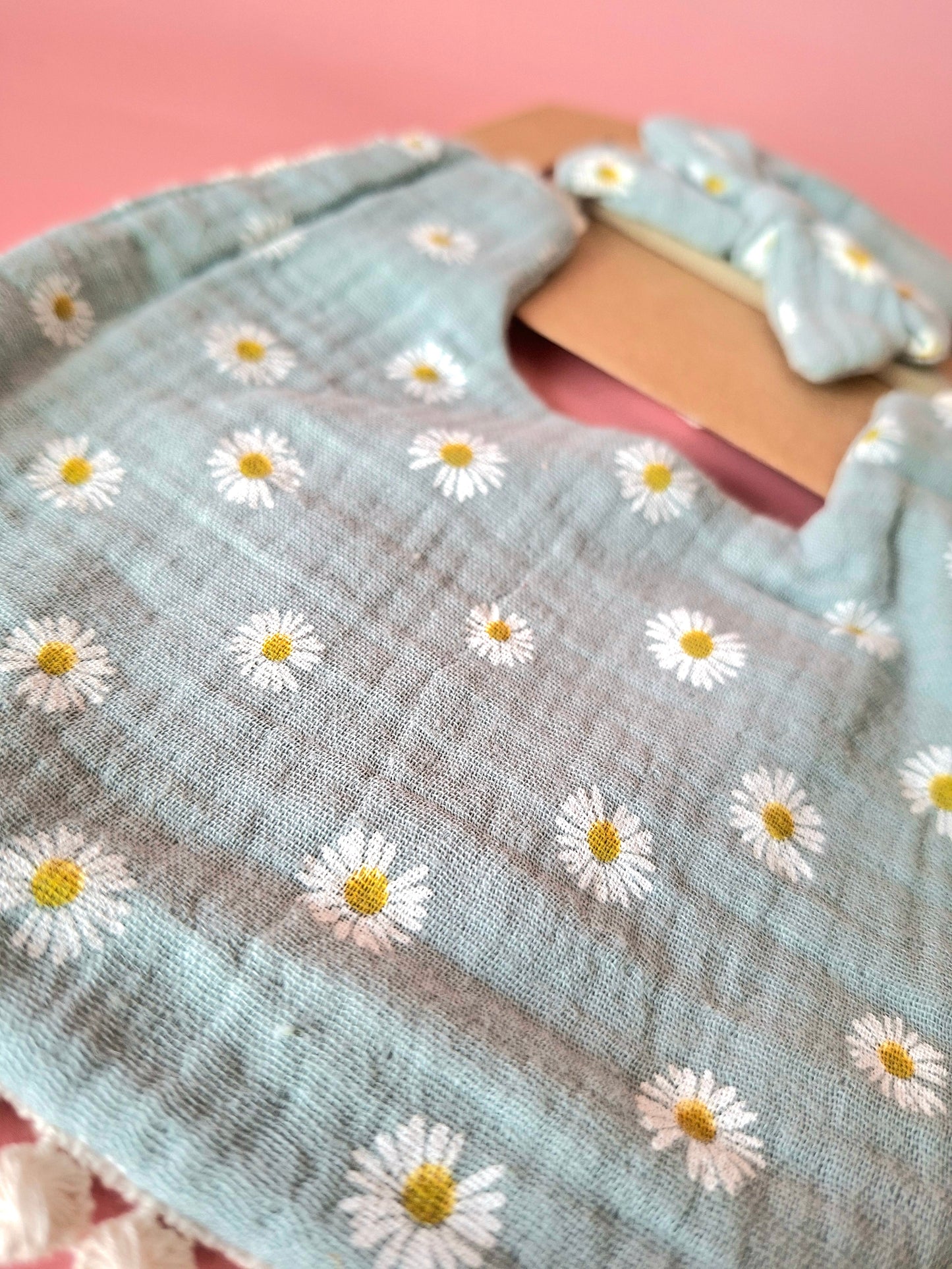 Cotton Bib & Bow Set