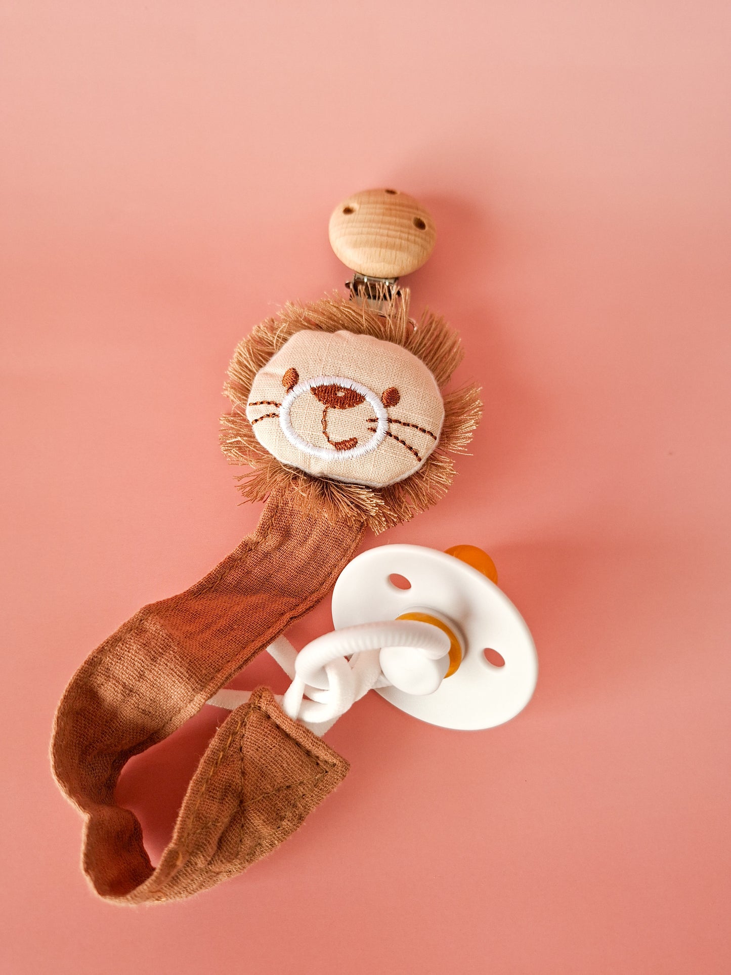 Cotton Lion Dummy Clip