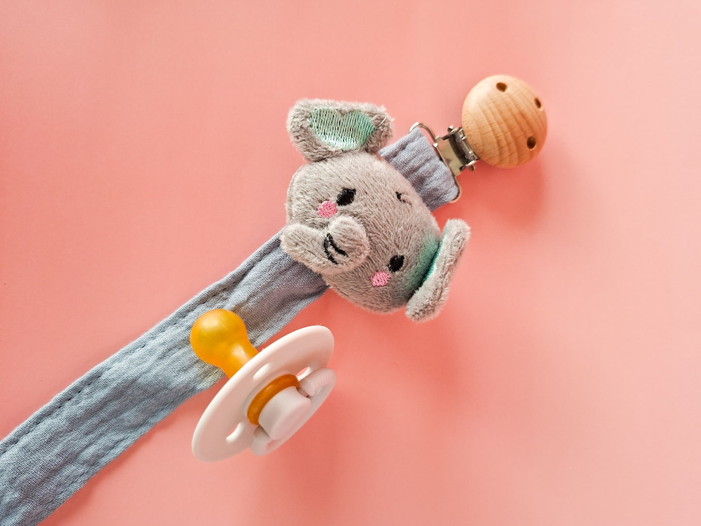 Cotton Elephant Dummy Clip